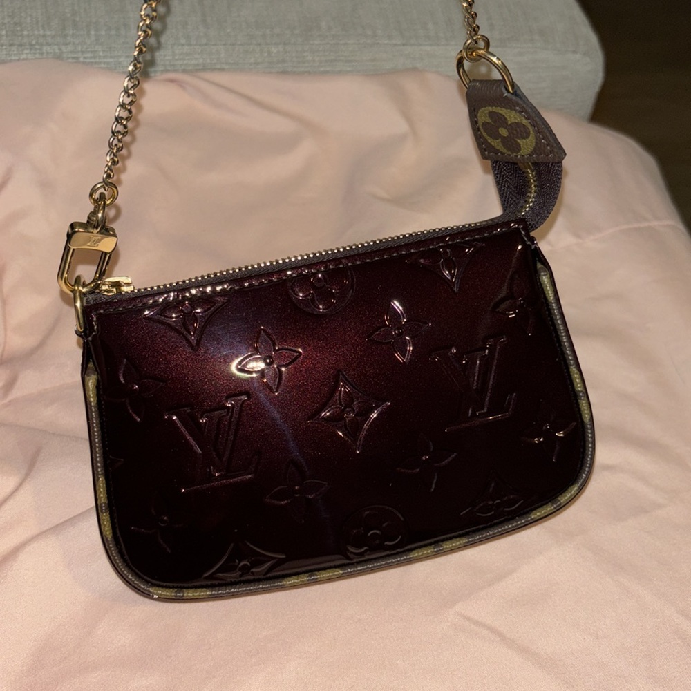 Louis Vuitton Mini Pochette